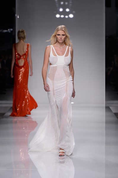 Atelier Versace Spring Summer 2016 Collection at PFW